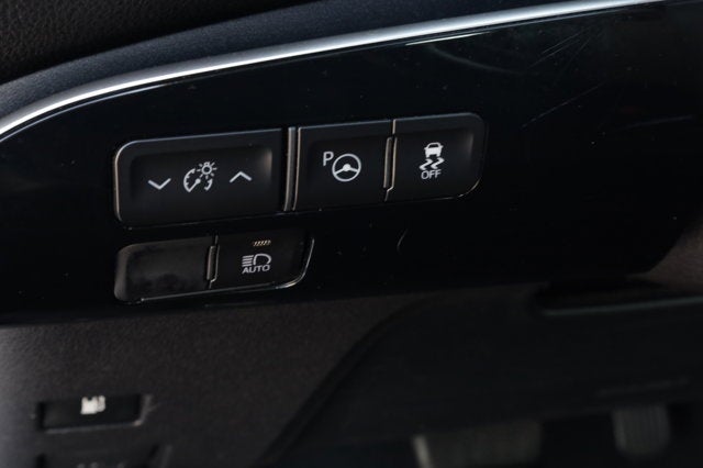 2022 Toyota Prius L Eco