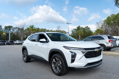 2025 Chevrolet Trax LT