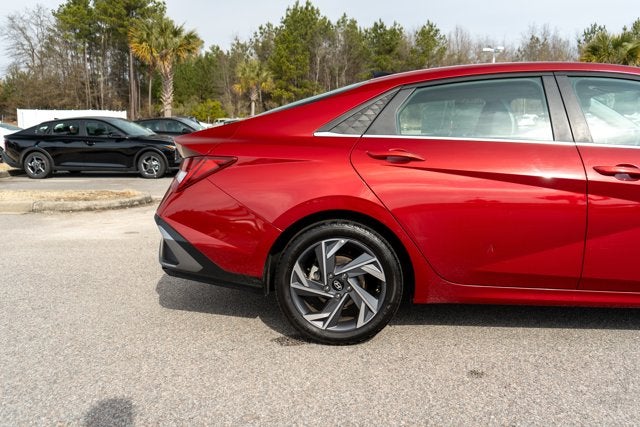 2025 Hyundai Elantra Limited