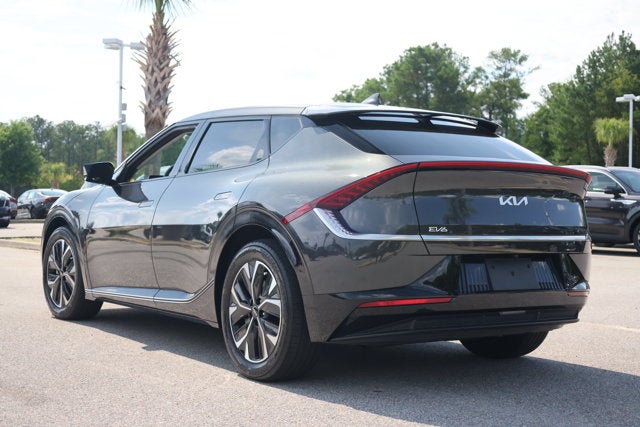 2022 Kia EV6 Wind