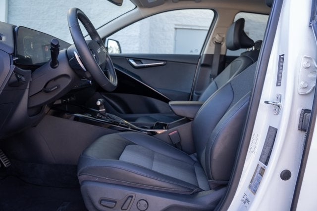 2024 Kia Niro EX Touring