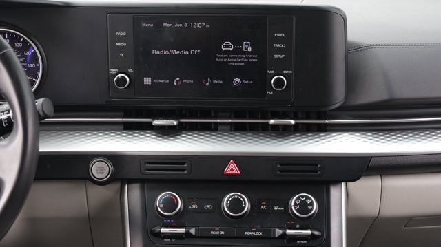 2024 Kia Carnival LX