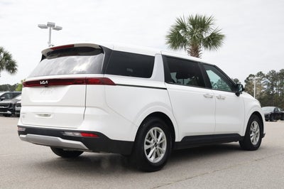 2024 Kia Carnival LX