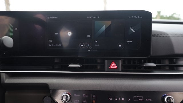 2025 Kia Carnival EX