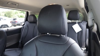 2025 Kia Carnival EX