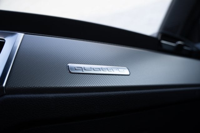 2024 Audi Q3 S line Premium