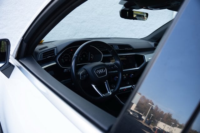 2024 Audi Q3 S line Premium