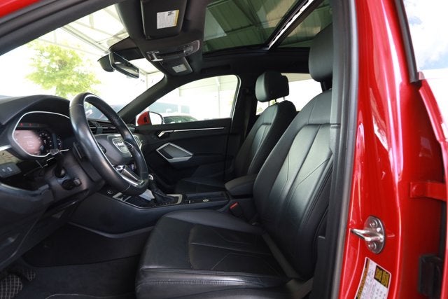 2024 Audi Q3 S line Premium