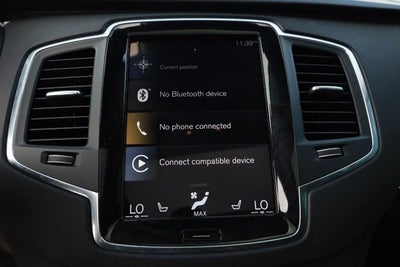 2021 Volvo XC90 Momentum