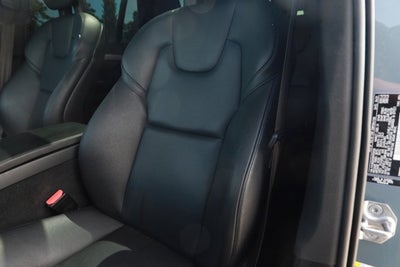 2021 Volvo XC90 Momentum