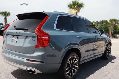 2021 Volvo XC90 Momentum