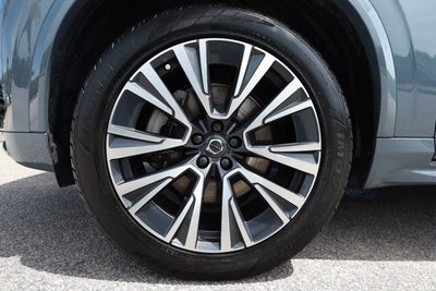 2021 Volvo XC90 Momentum